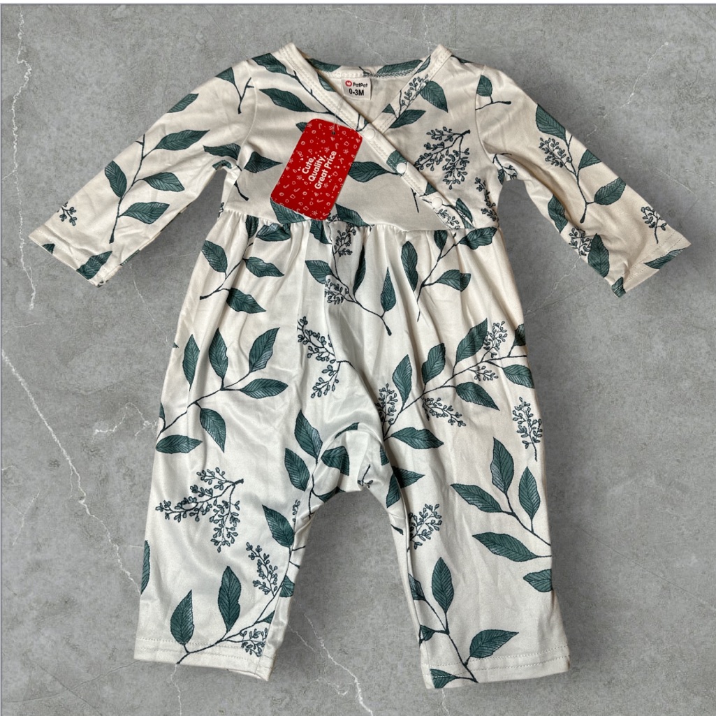 Patpat White With Green Leaves Print Long Sleeve Onesie Size 0-3 Months Nwt